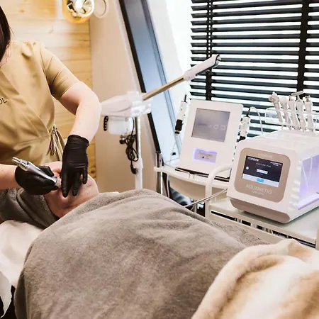 New Skanpol 호텔 3*