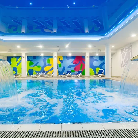 New Skanpol 호텔 코워브제크