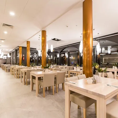 New Skanpol Otel 3*