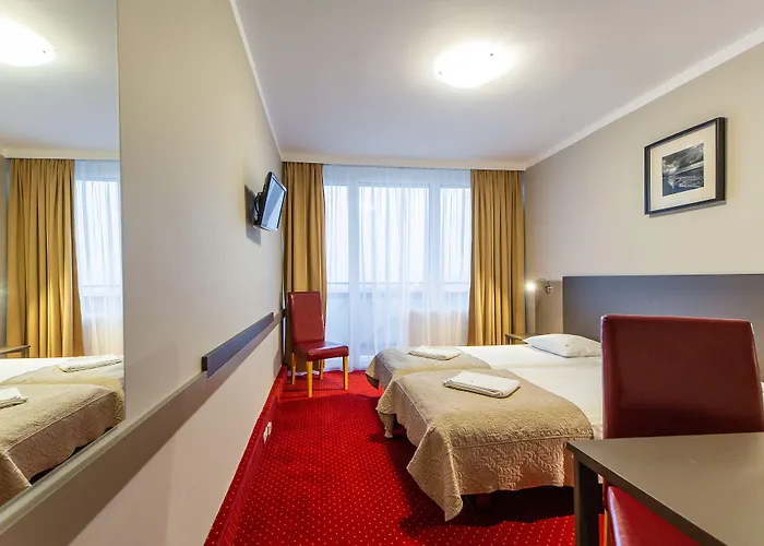 Hotel New Skanpol 3*
