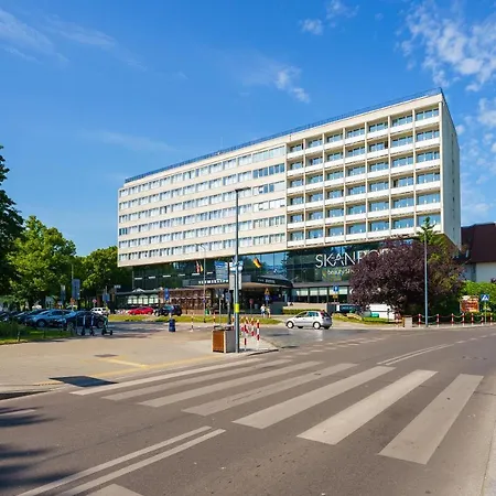 New Skanpol 3* Kołobrzeg