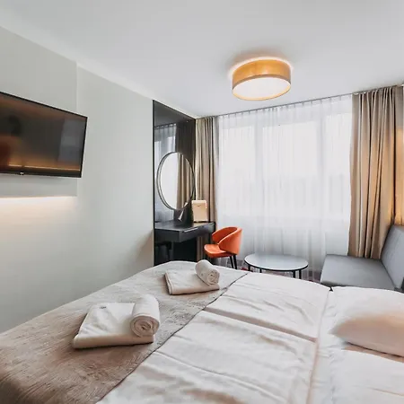 New Skanpol Hotel