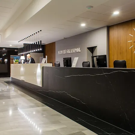 New Skanpol Hotel